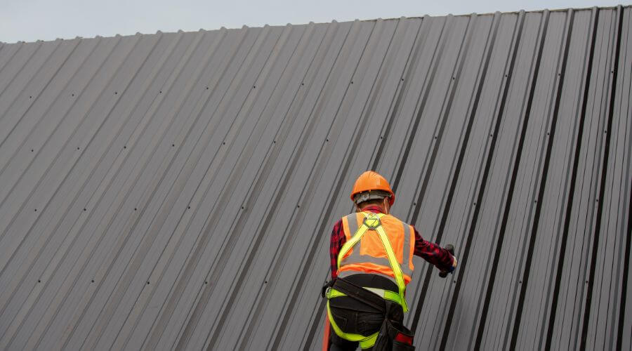 Expert Emergency Roof Repairs services in Geneva, IA
